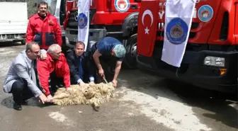 Gümüşhane Belediyesi Tam Donanımlı İtfaiye Aracı Aldı