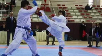 Türkiye Üniversitelerarası Karate Şampiyonası Sona Erdi