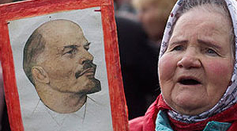 Lenin, 142. Doğum Yıl Dönümünde Kızıl Meydan'da Anıldı