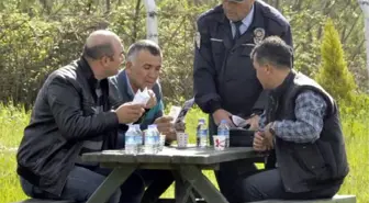 Polisten Sürücülere Çay Kahve İkramı ve Zorunlu Spor