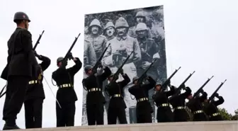 Çanakkale Kara Savaşları'nın 97'nci Yıldönümüne Görkemli Anma (3)