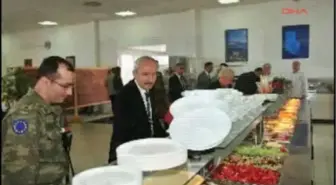 Kılıçdaroğlu Bosna Hersek'teki Türk Birliğini Ziyaret Etti