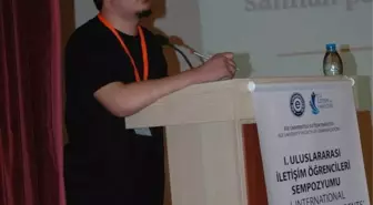 İletişim Sempozyumunda 'Mizah' Konuşuldu