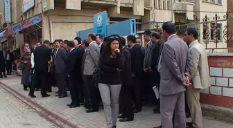 Doğanşehir'de Öğretmenler, 1 Saatlik Eylem Yaptılar