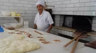 Pidecilere, 'Çiller'li Tatsız Şaka