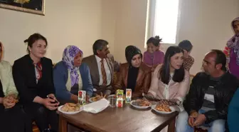 Ak Partili Vekilden Kerbela'da Tutuklanan İşçilerin Yakınlarına Ziyaret