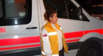 Araba Evin Çatısına Düştü