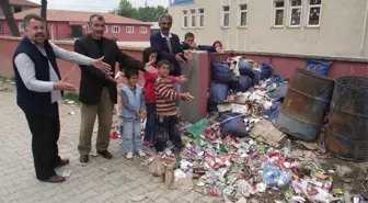 Karapürçek Yüksel Mahallesinden Çöp Tepkisi