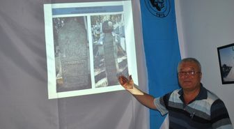 Kuşadası'nda Tarihi Günümüze Taşıyan Mezar Taşları