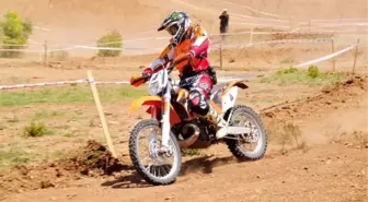 Enduro Şampiyonası'nın 4'üncü Ayağını Özdemir Kazandı