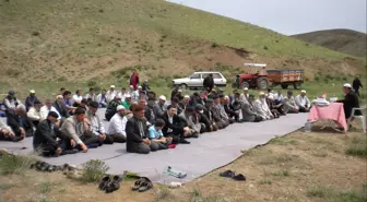 Sungurlu'da Köylüler Yağmur Duasına Çıktı