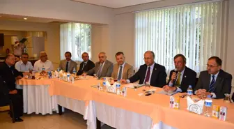 Manisa Merkez'de 2 Yılda 300 Kilometre Ova Yolu Islah Edildi