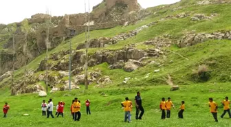 Depremzede Çocuklara Van Kalesi Gezisi