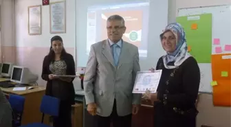 Düzce'de 7-19 Yaş Aile Eğitimi Devam Ediyor