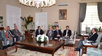 Vakıflar Bölge Müdürü İba'dan Vali Daşöz'e Ziyaret
