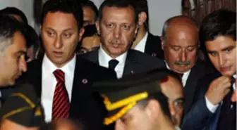 Başbakan Erdoğan'dan Şehit Ailesine Taziye Ziyareti