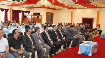 Nkü'de 'Liderlik ve Etkin Yönetim' Konulu Konferans Verildi