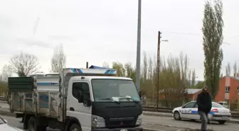 Pasinler'de Trafik Kazası: 1 Yaralı