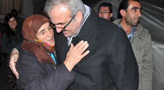 Vali Karaloğlu'ndan Anneler Günü Masajı