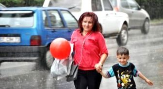 İzmir'de Mayıs Yağmuru