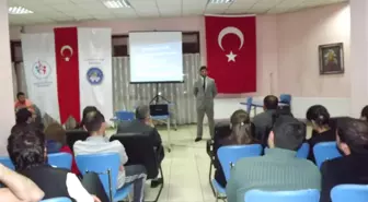Ardahan Yurt-Kur'da Akademik Kariyer Konulu Konferans Verildi