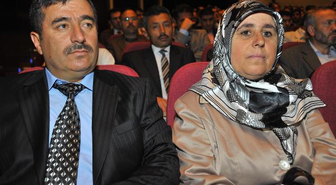 Örnek Koca ve Böbreğini Verdiği Eşine 'Yılın Ailesi' Ödülü