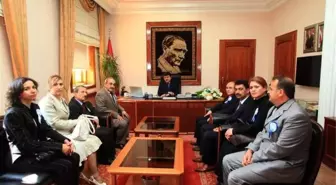 Sgk Personelinden Vali Öz'e Ziyaret