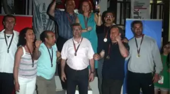 Kar Kaplanları Halat Çekmede Balkan Şampiyonu Oldu