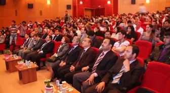 Ahlat'ta 'Fizik ve Hayat' Konulu Konferans