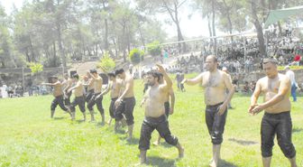 Çömlekçi'de Yağlı Pehlivan Güreşi Hazırlığı