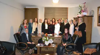 Ak Partı Erzurum Mılletvekılı Çığlık Ak Partı Erzurum Kadın Kollarını Zıyaret Ettı