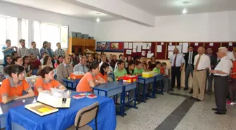 Amasya Eğitim Fakültesi Öğrencilerinden Kardeş Okula Destek