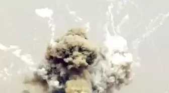 Suriye'de Bomba Yüklü Araç Patladı