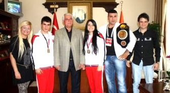 Milli Sporculardan Belediye Başkanı Sedefçi'ye Ziyaret