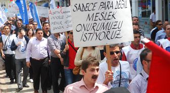 Memurlar Giresun'da da Eylemde