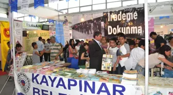 Öğrencilere Kürtçe Masal Seslendiren Bebek Dağıtıldı