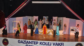 Gkv'liler 'Hisseli Harikalar Kumpanyası' ile Güldü