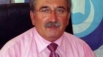 Hanefi Bostan: 'Başbakan Öğretmenlerden Özür Dilemelidir'