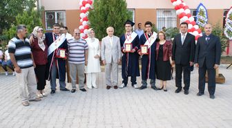 Mehmet Zelzele Fen Lisesi'nde Mezuniyet Sevinci
