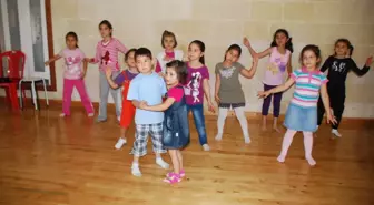 Büyükşehir Çocuk Sanat Merkezi'ne Yoğun İlgi