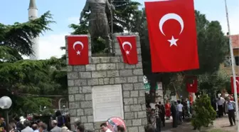 Ulubatlı Hasan Köyünde Anıldı