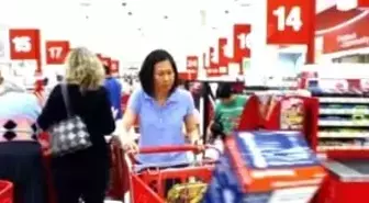 ABD'de Perakende Yüzde 0.9 Azaldı