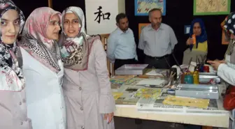 İmam Hatip Lisesi'nde Ebru Sanatı Sergisi