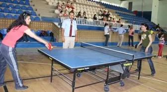 Bayanlar Masa Tenisi İçin Ter Döktü