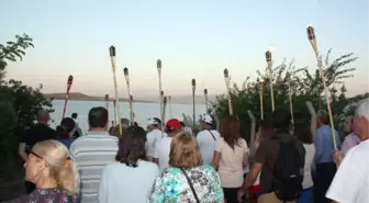 Leylekler İçin Fener Alayı