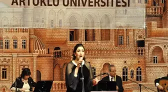 Lübnanlı Sanatçı Ghada Schebir Mardin'de Konser Verdi