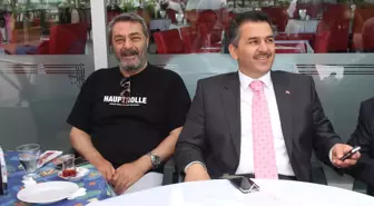 Ünlü Sanatçı Kadir İnanır'dan Görele'ye Ziyaret