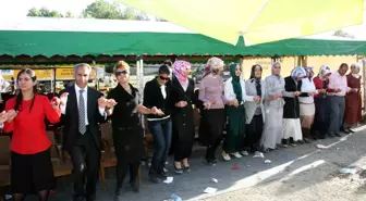 Muradiye'de 'Annemim Mutfağı Baklava-Börek Yarışması'