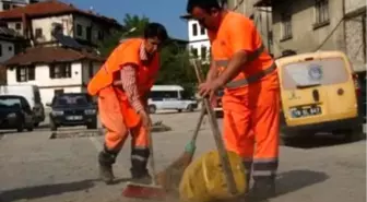 Temizlik Görevlileri Yarıştı