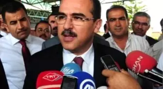Bakan Konvoyunda Esrarengiz Kaza!